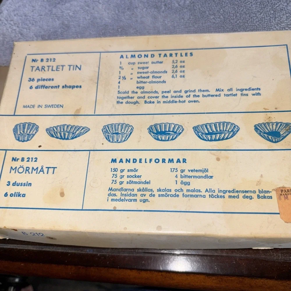 Tartlet Tins Mormatt 36 Pieces 6 Shapes New In Original Box Made in Sweden